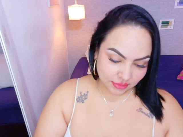curvy-sexyvalen webcam