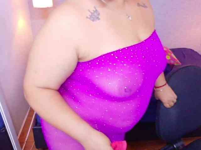 curvy-sexyvalen curvy-sexyvalen