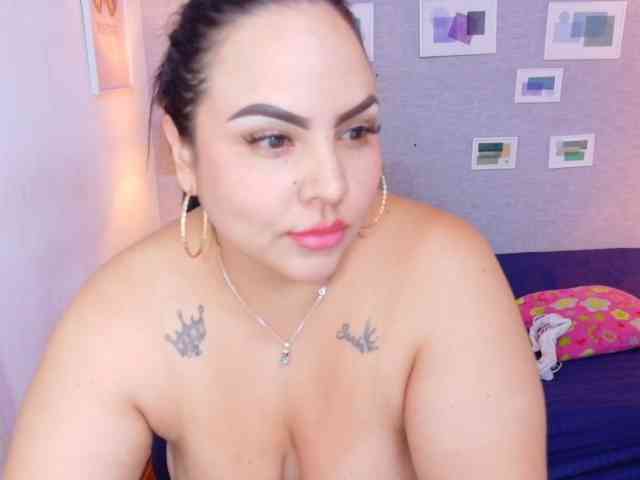 curvy-sexyvalen webcam