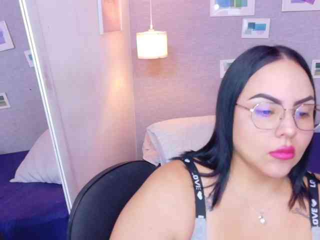 curvy-sexyvalen