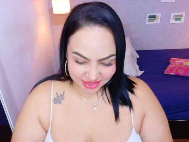 curvy-sexyvalen webcam