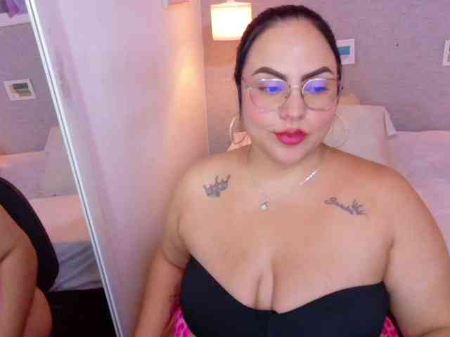 curvy-sexyvalen curvy-sexyvalen
