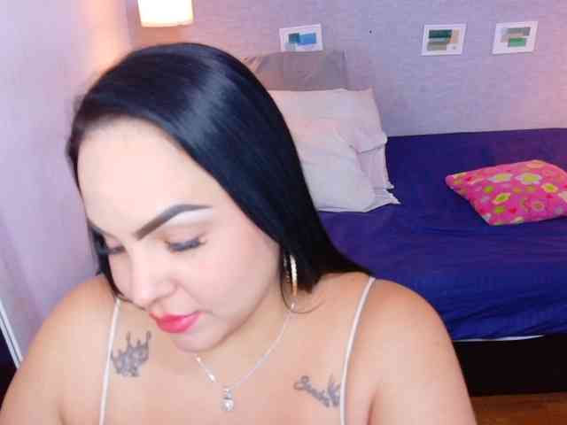 curvy-sexyvalen curvy-sexyvalen