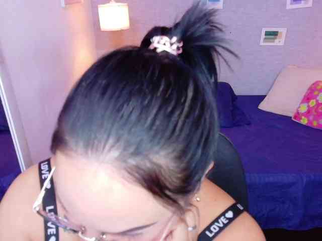 curvy-sexyvalen webcam