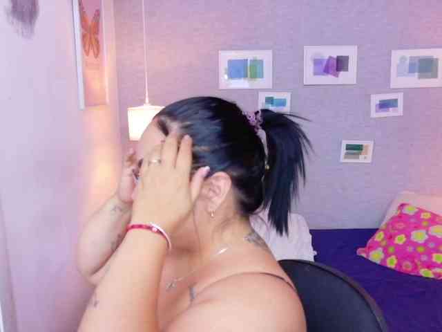 curvy-sexyvalen
