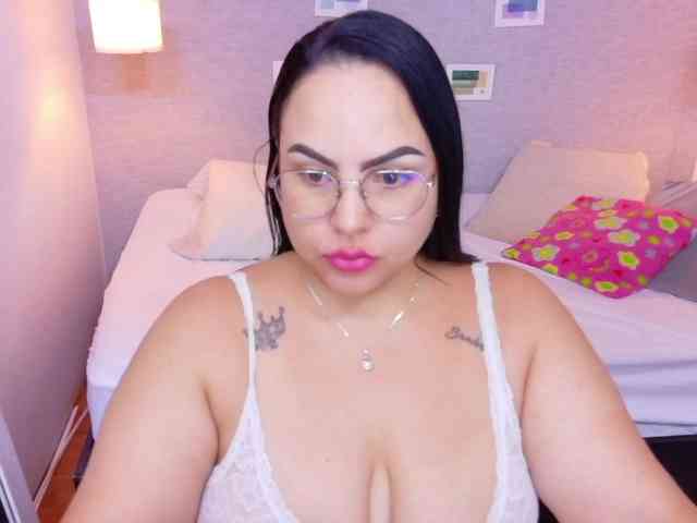 curvy-sexyvalen curvy-sexyvalen