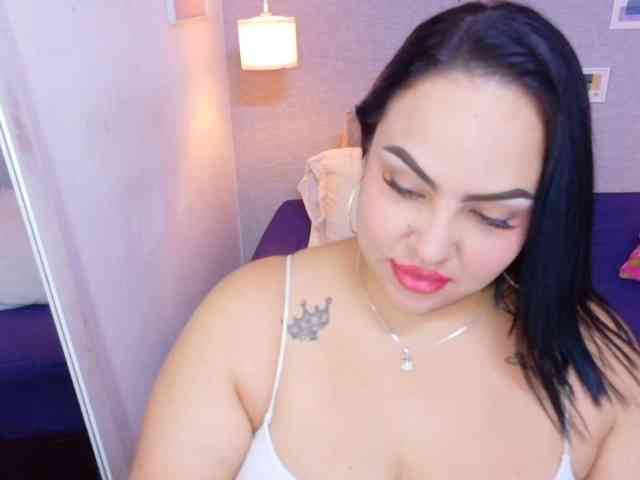curvy-sexyvalen webcam