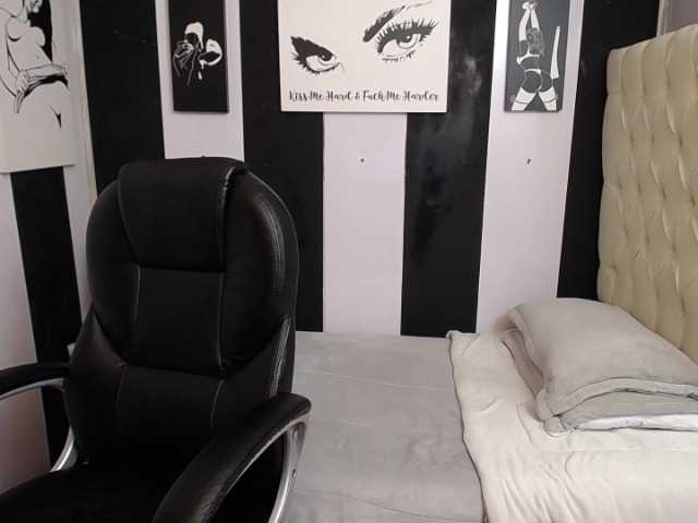 nathidoll live cam on BongaCams