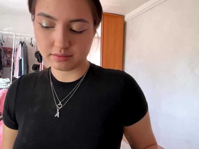 MaritzaDevaughan live cam on BongaCams