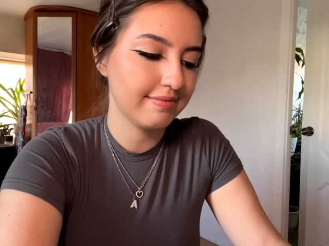 MaritzaDevaughan live cam on BongaCams