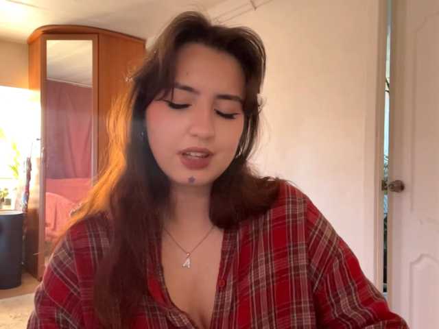 MaritzaDevaughan live cam on BongaCams