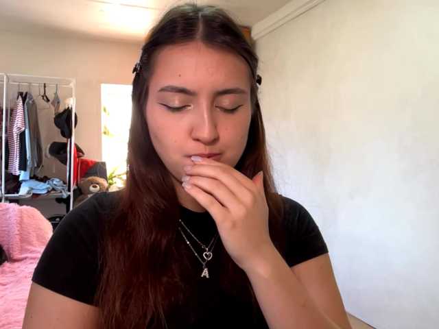 MaritzaDevaughan live cam on BongaCams