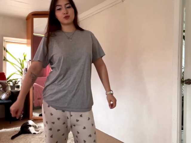 MaritzaDevaughan live cam on BongaCams
