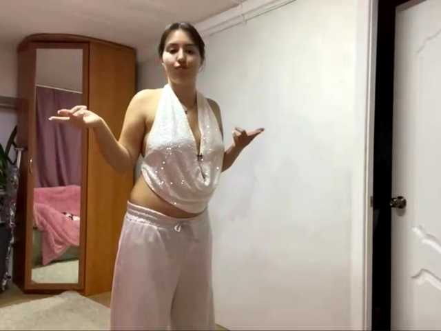 MaritzaDevaughan, en vivo ahora en BongaCams