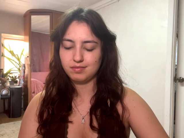 MaritzaDevaughan live cam on BongaCams