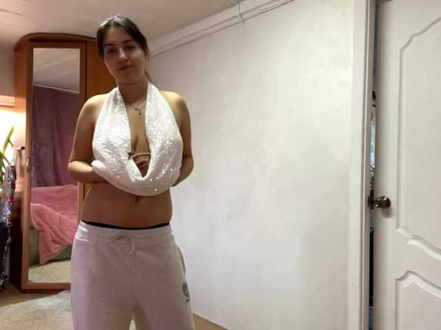 MaritzaDevaughan, en vivo ahora en BongaCams