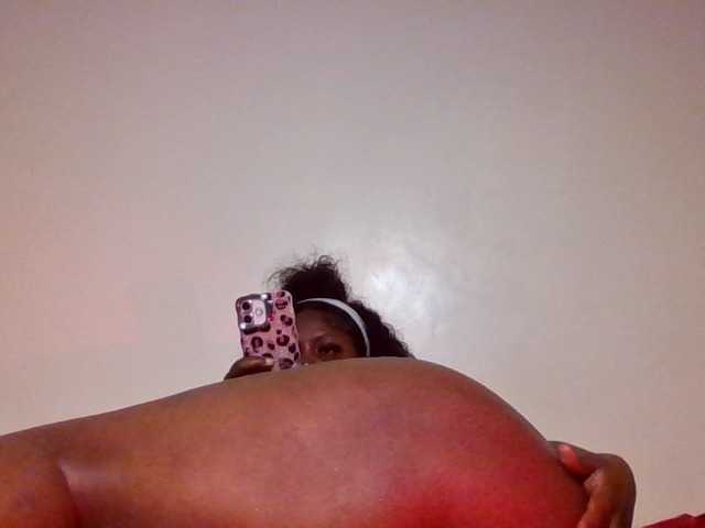 Wildebony1 live cam on BongaCams