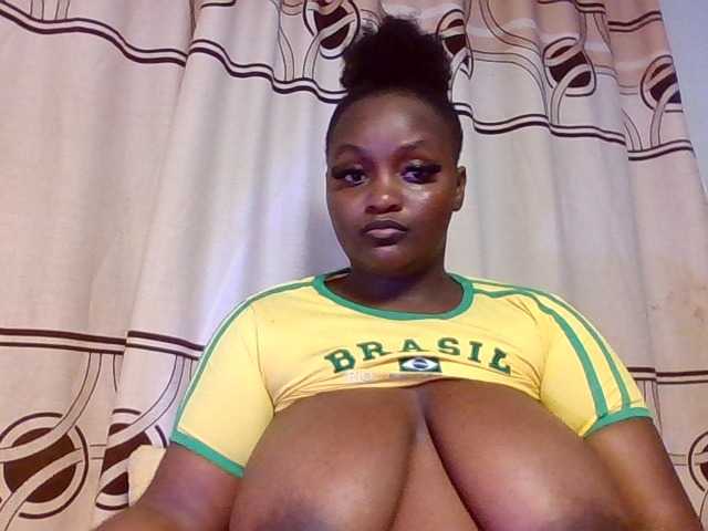 Wildebony1 live cam on BongaCams
