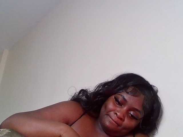 Wildebony1 live cam on BongaCams