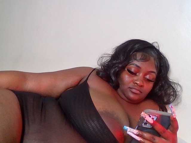 Wildebony1 live cam on BongaCams