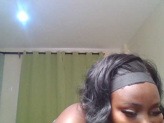 Wildebony1 live cam on BongaCams
