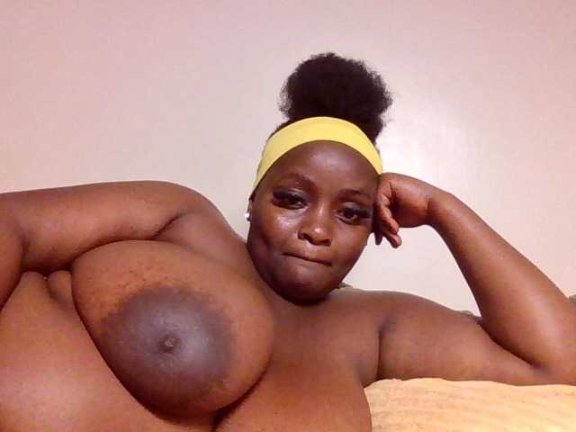 Wildebony1 live cam on BongaCams