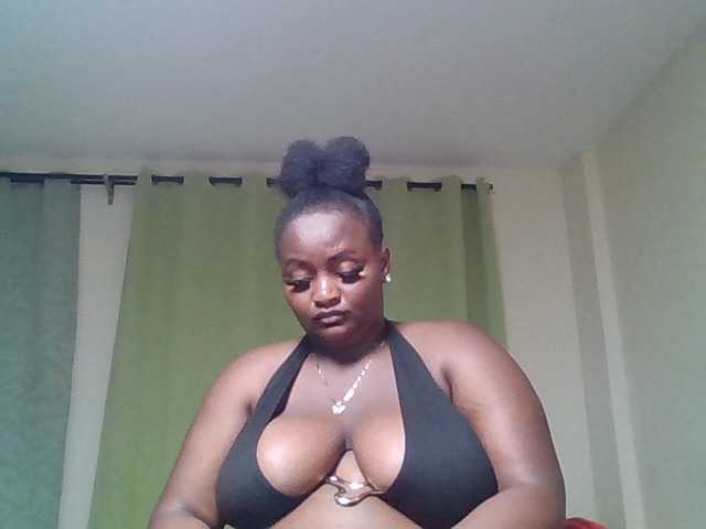 Wildebony1 live cam on BongaCams