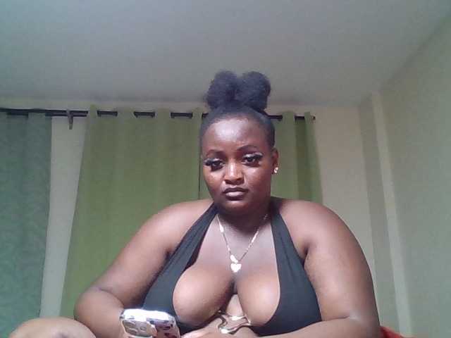 Wildebony1 live cam on BongaCams