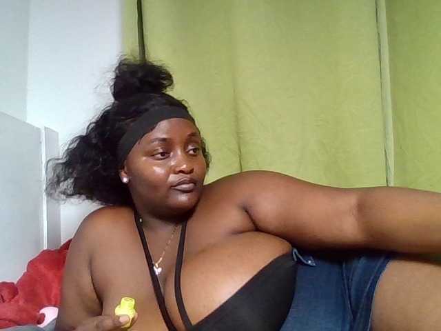 Wildebony1 live cam on BongaCams