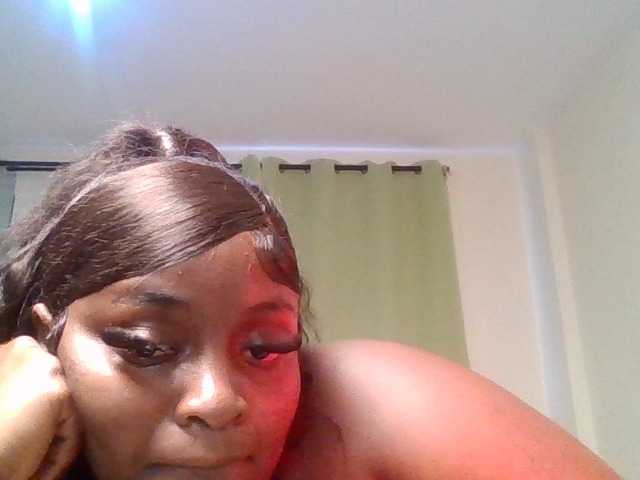 Wildebony1 live cam on BongaCams