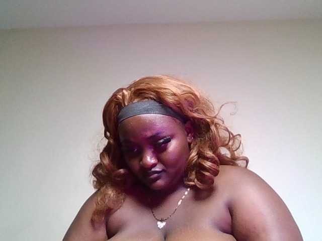 Wildebony1 live cam on BongaCams