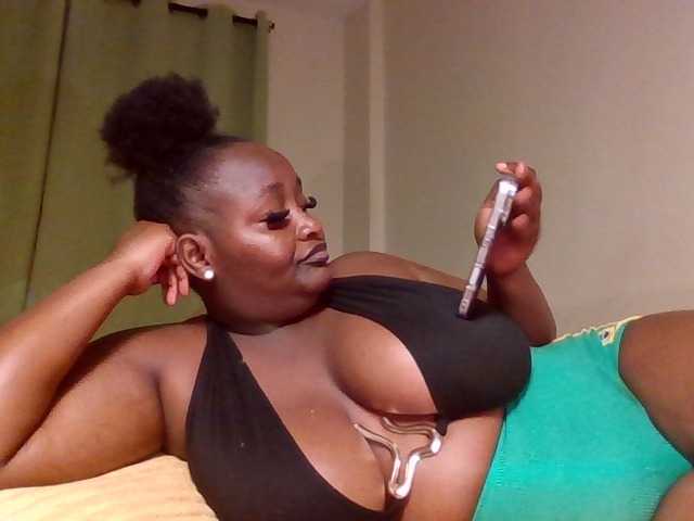 Wildebony1 live cam on BongaCams