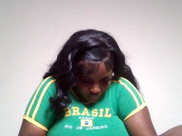 Wildebony1 live cam on BongaCams