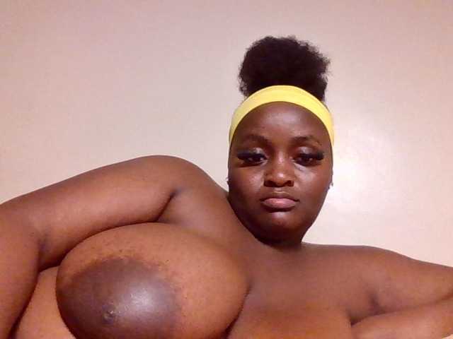 Wildebony1 live cam on BongaCams