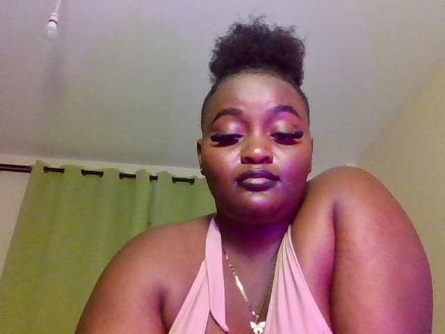 Wildebony1 live cam on BongaCams