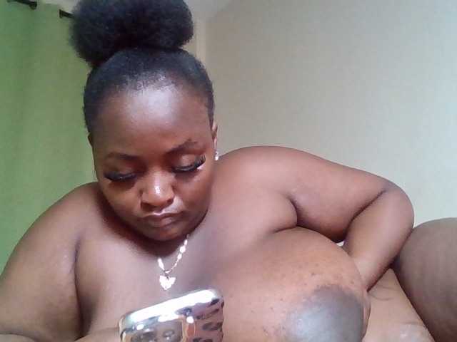 Wildebony1 live cam on BongaCams