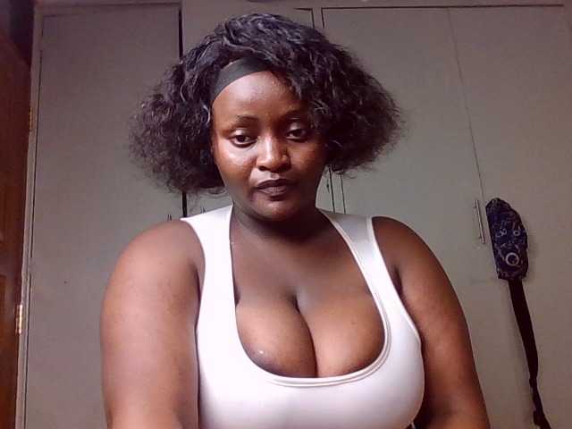 Wildebony1 live cam on BongaCams