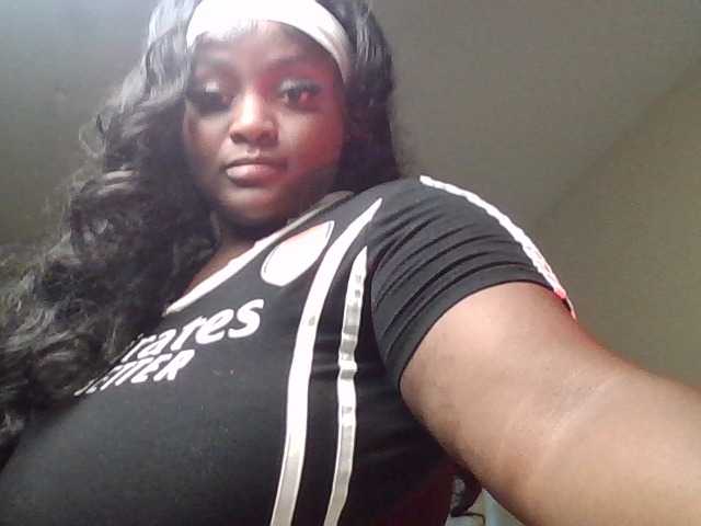 Wildebony1 live cam on BongaCams