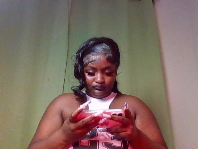 Wildebony1 live cam on BongaCams