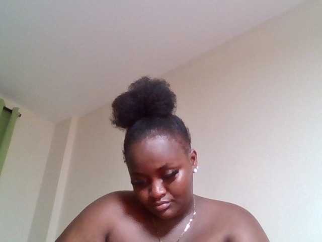 Wildebony1 live cam on BongaCams