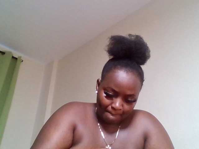 Wildebony1 live cam on BongaCams