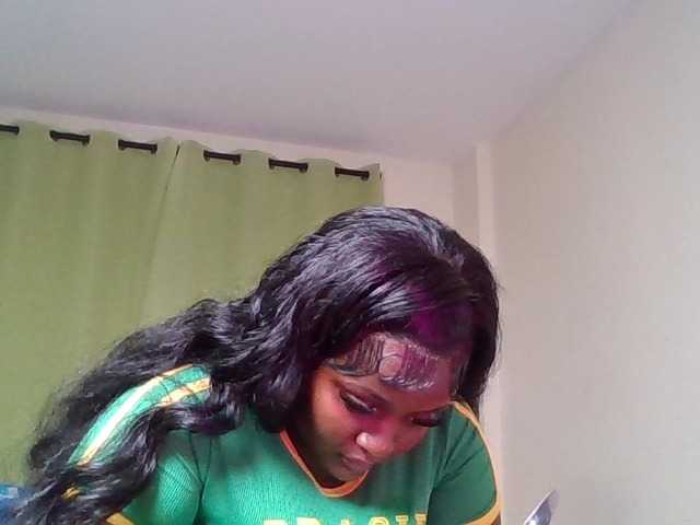 Wildebony1 live cam on BongaCams