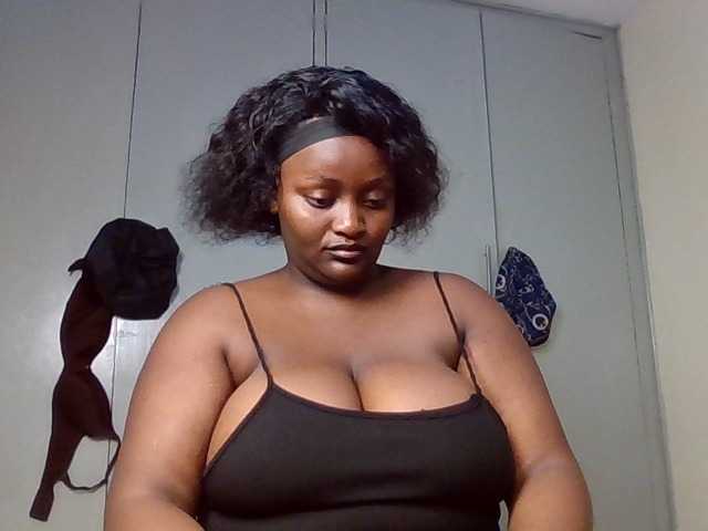 Wildebony1 live cam on BongaCams