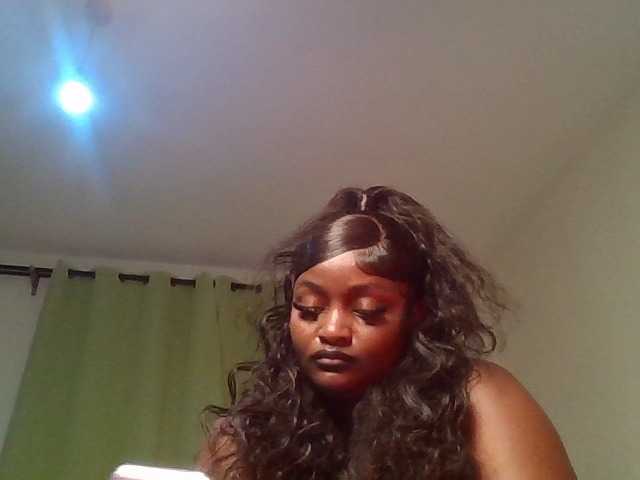 Wildebony1 live cam on BongaCams