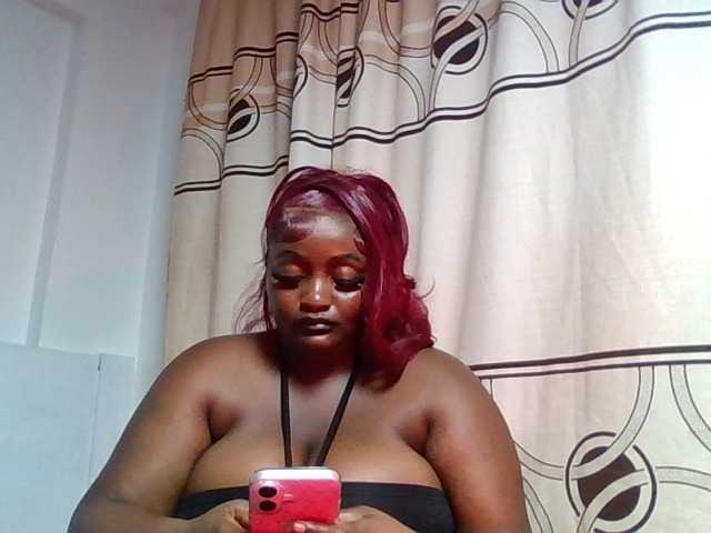 Wildebony1 live cam on BongaCams