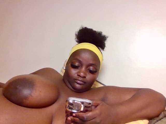 Wildebony1 live cam on BongaCams