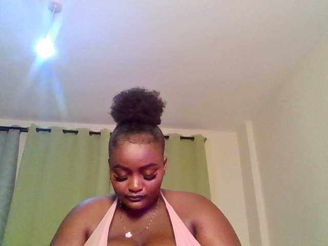 Wildebony1 live cam on BongaCams