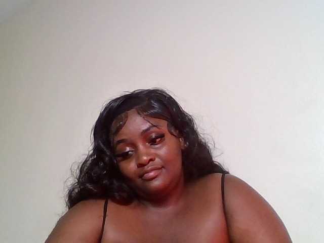 Wildebony1 live cam on BongaCams