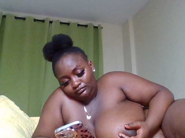 Wildebony1 live cam on BongaCams