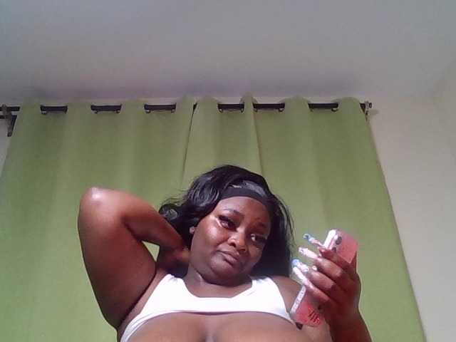 Wildebony1 live cam on BongaCams